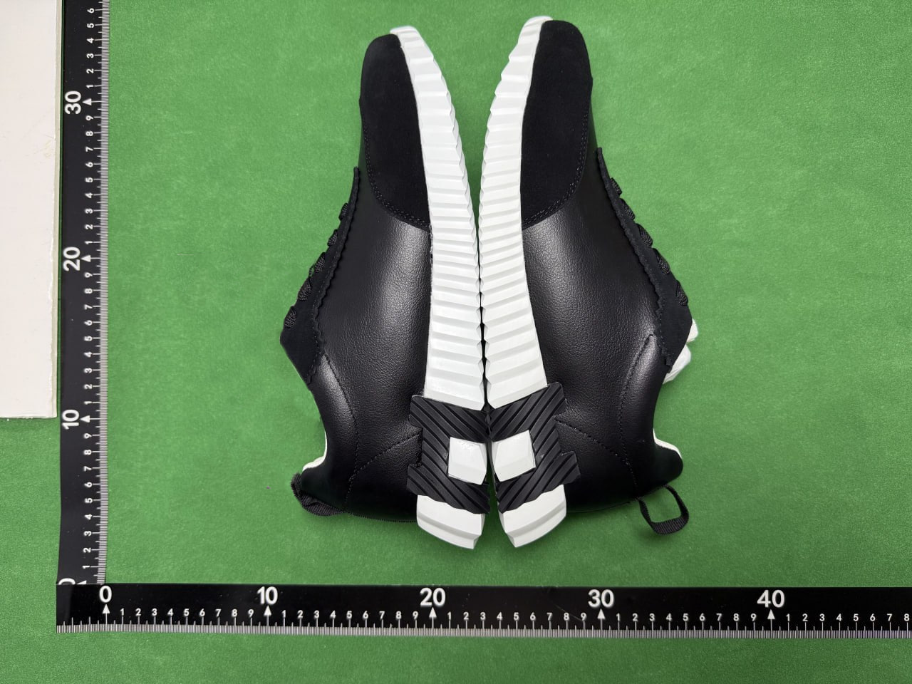 Hermès ULSUM Bouncing Sneakers [40 styles] -3