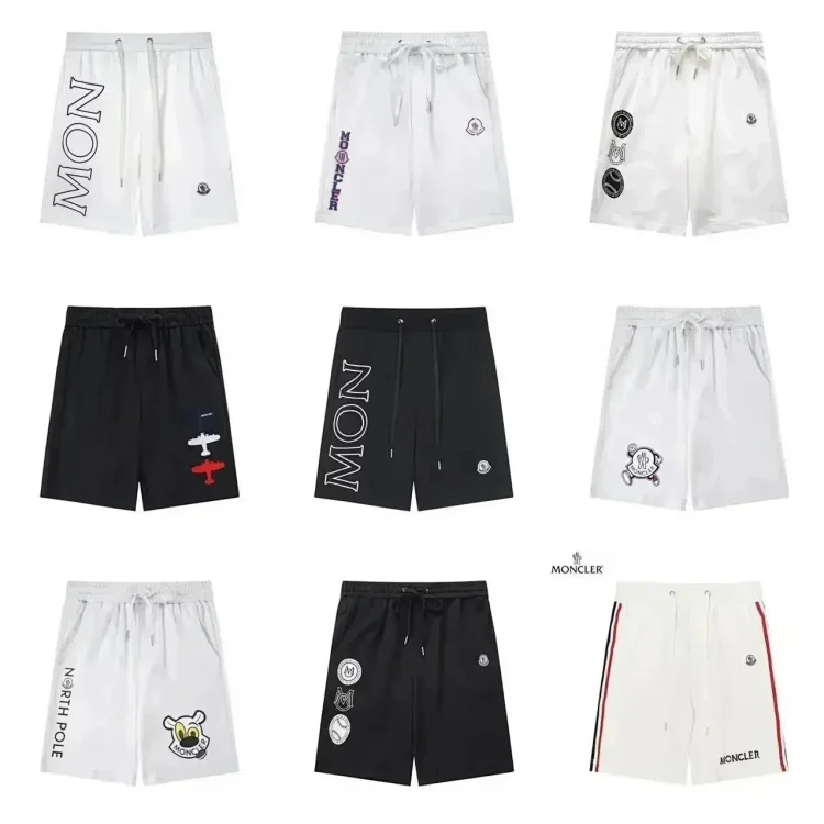 Moncler Logo-Print Shorts [40 
