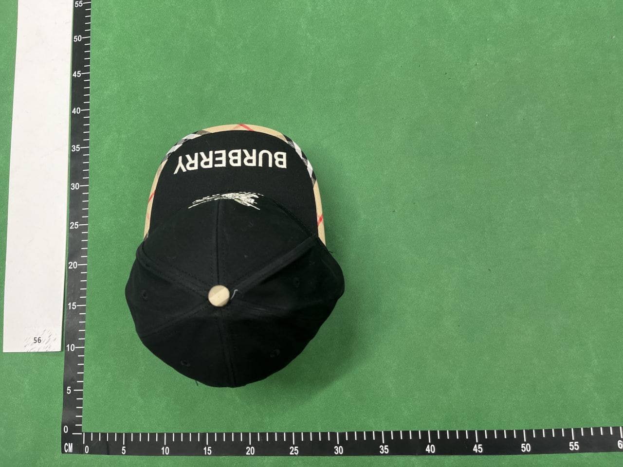 Burberry hat  -4