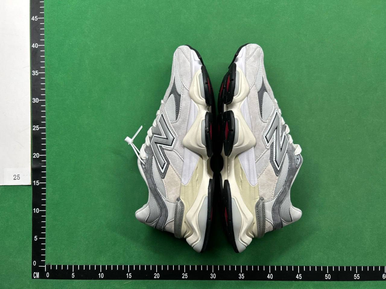 NB9060 shoe -3