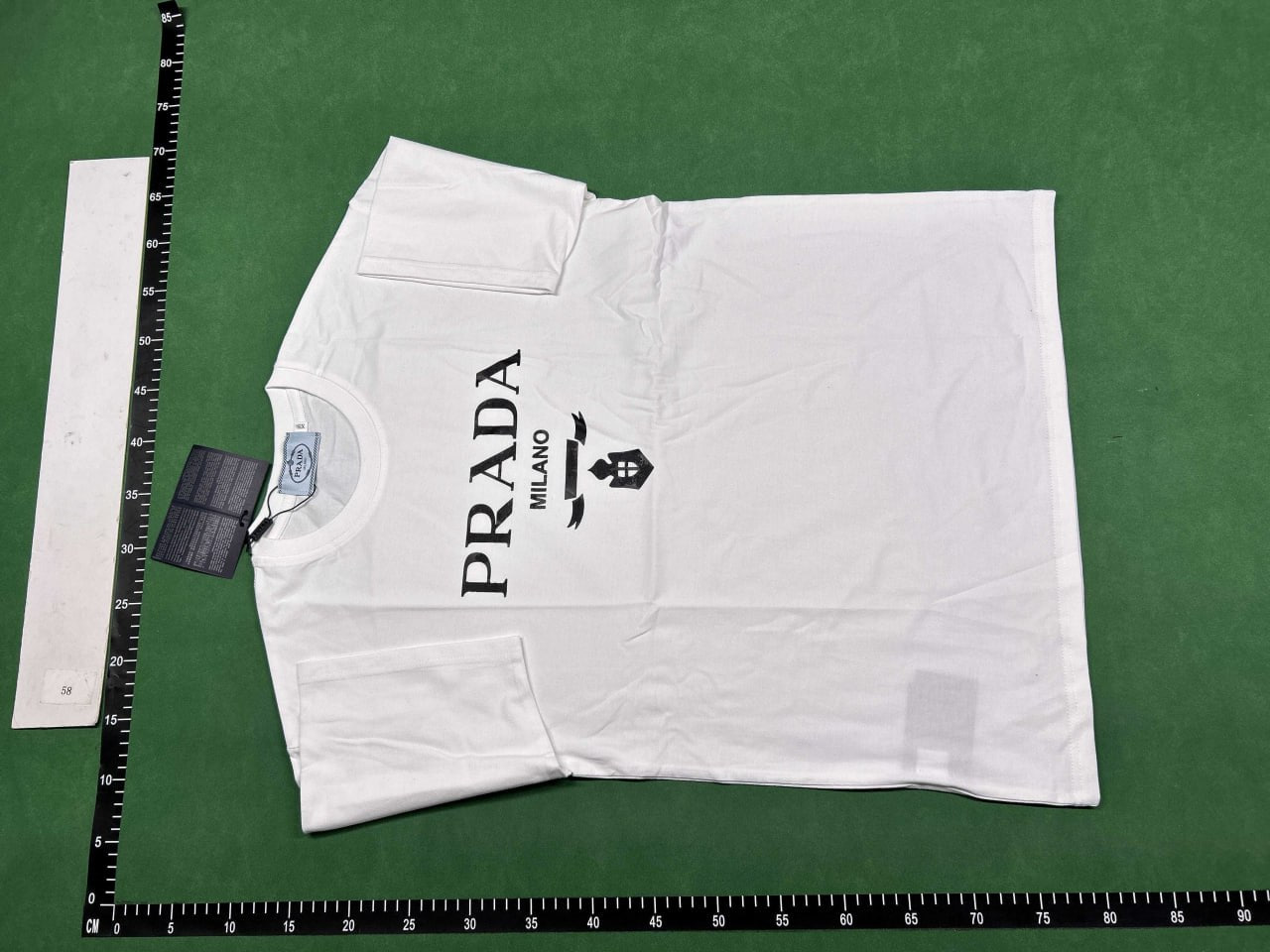 Prada T-shirt (37 CP) -5