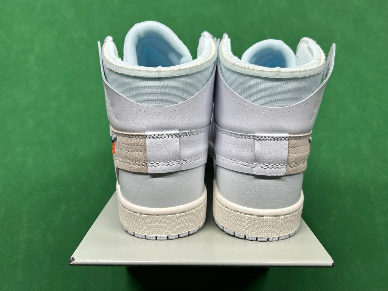 OFF-WHITE x Jordan Air Jordan 1 High -3