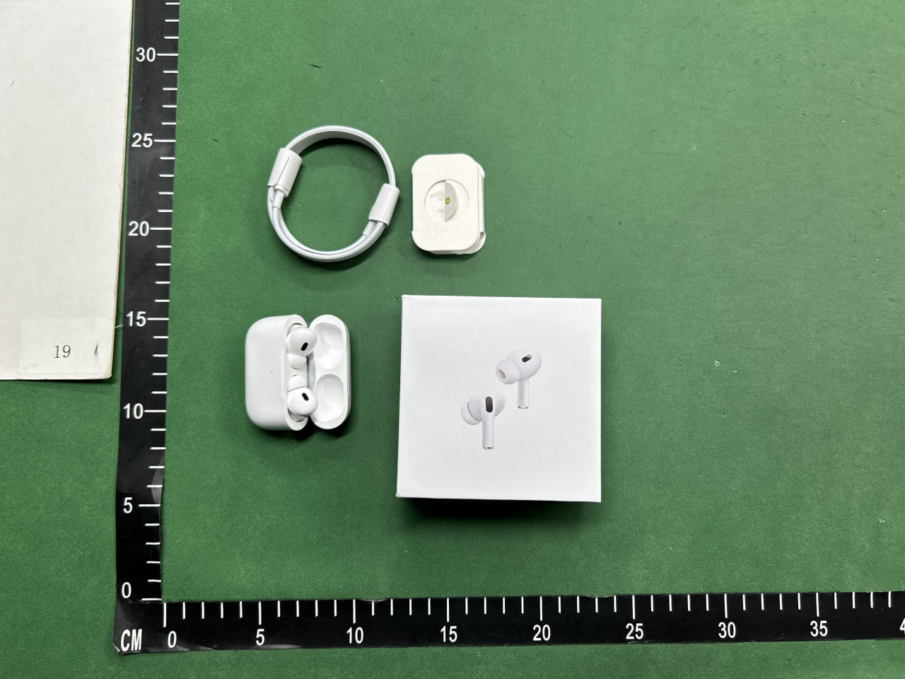 Apple AirPods / Watches (39 styles TOP) -3