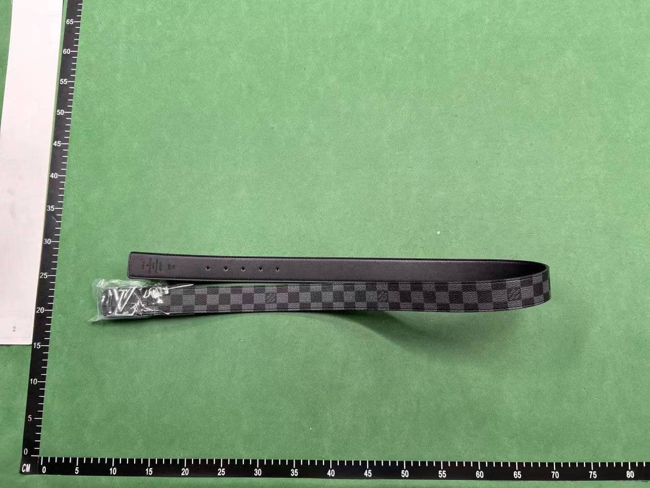 LV Belt(gift box -2