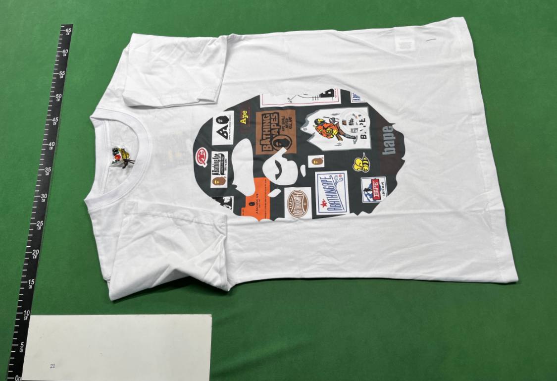 Bape T-shirt (40 CP) -4