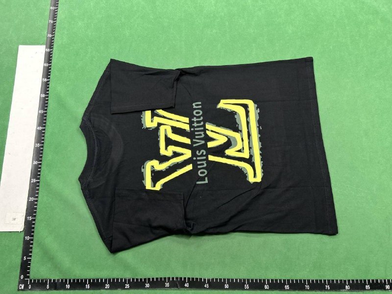 Louis Vuitton Monogram & Artisanal Print T-Shirts [39 styles] -1