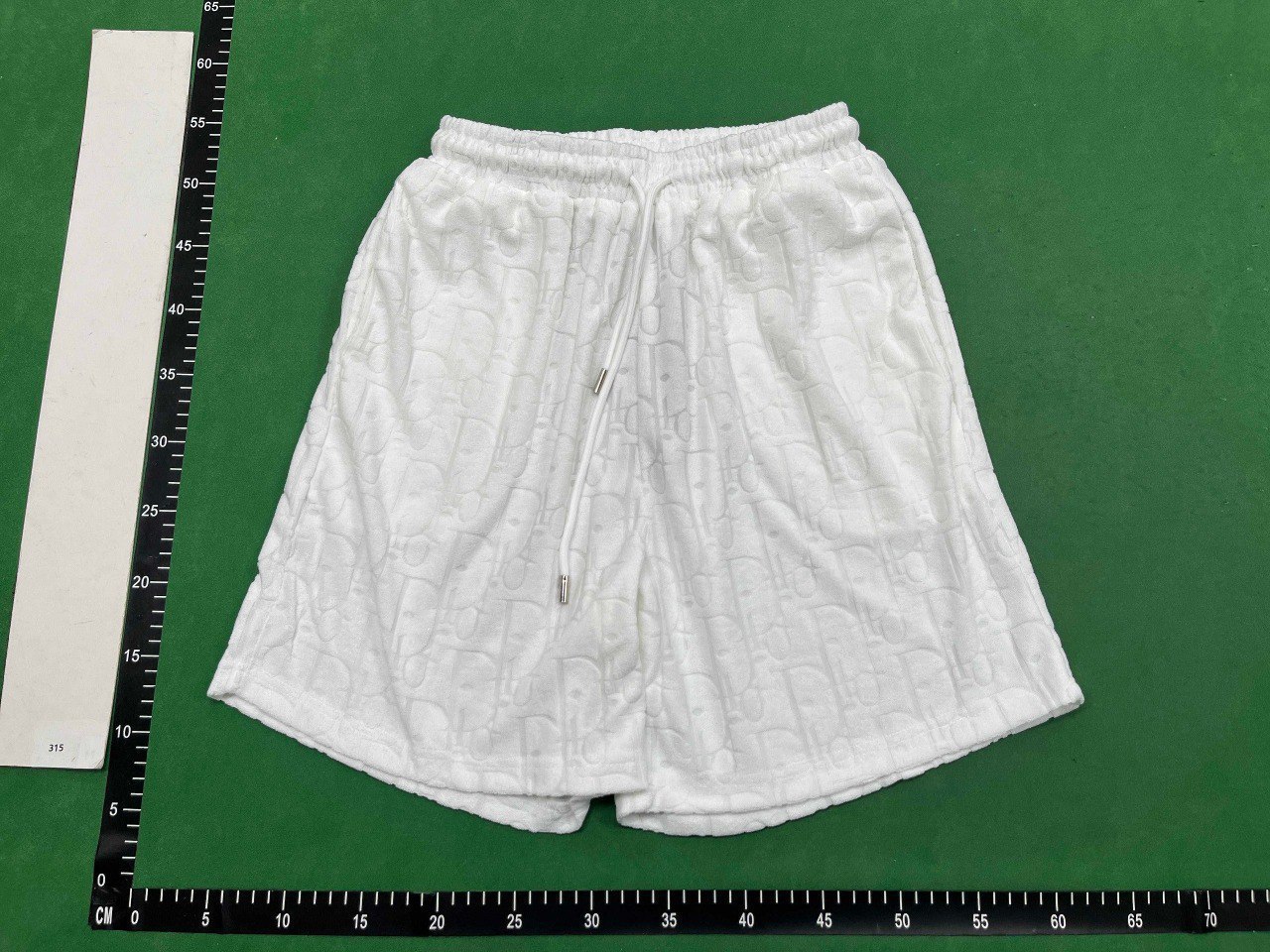 Dior  -5