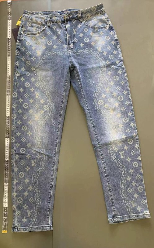 LV Jeans -3