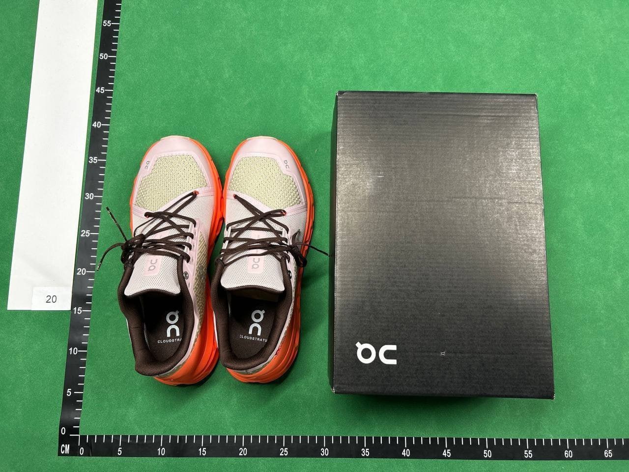 on cloud shoes(30CP) -4