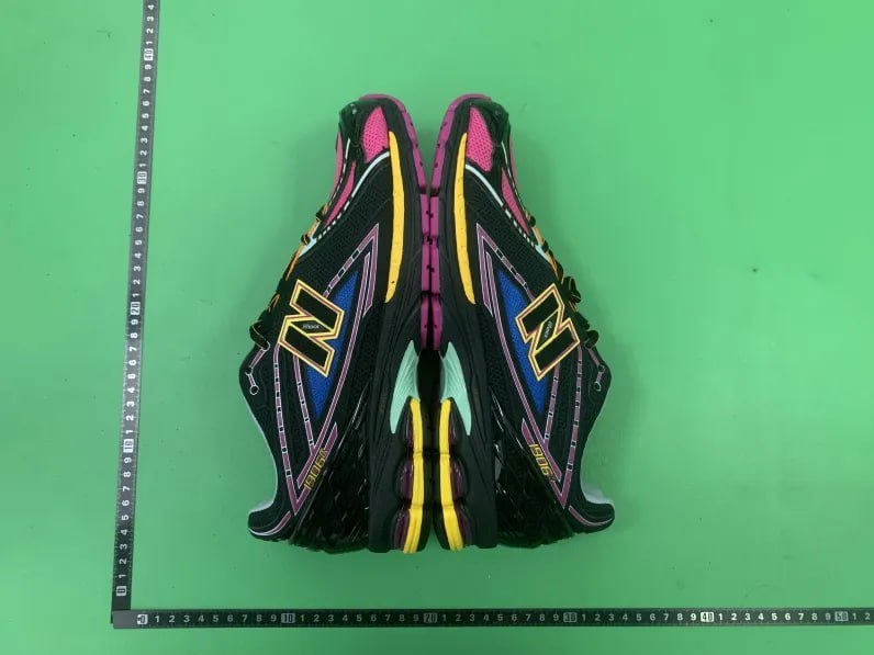 New Balance 19O6D -5