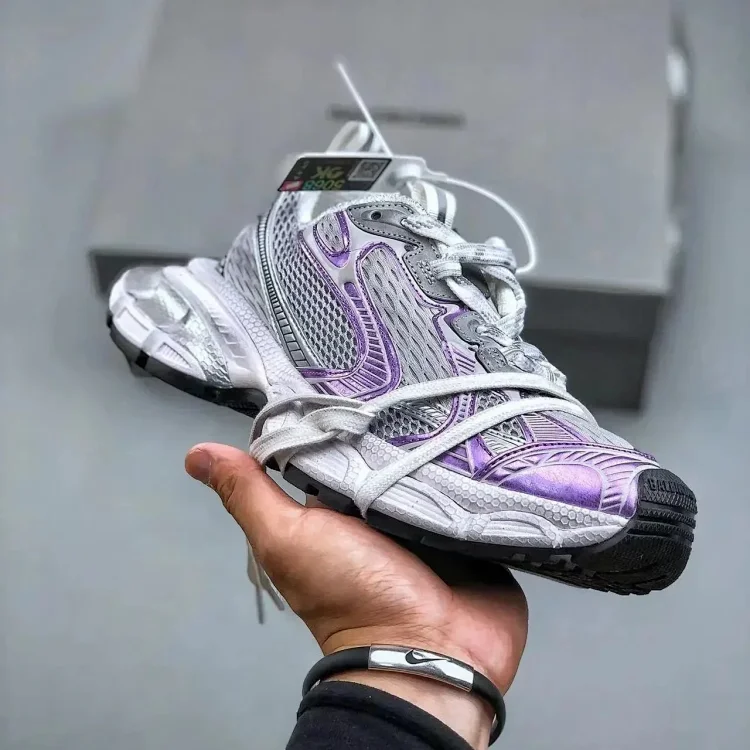 Balenciaga track led