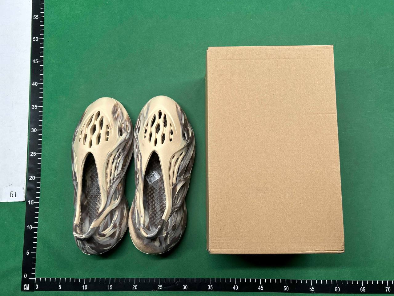Yeezy Foam Runner -4