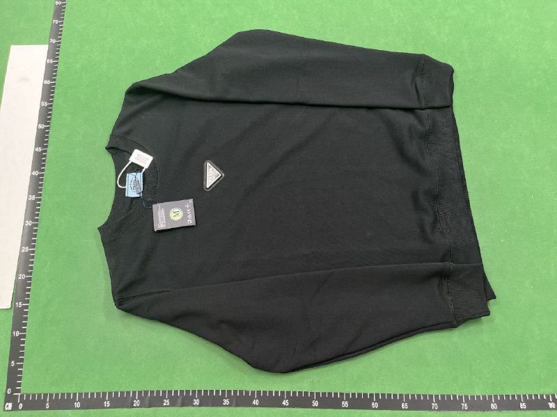 Prada sweater -4