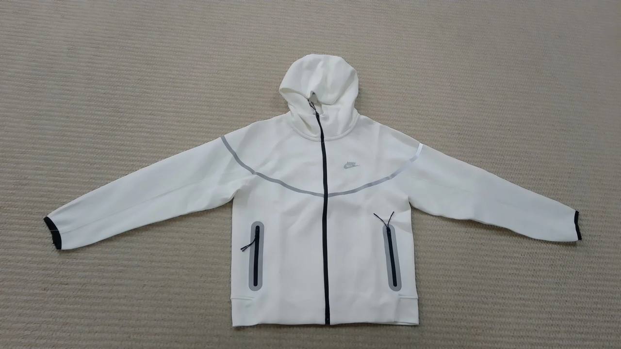 Nike Tech Fleece Reflective -3