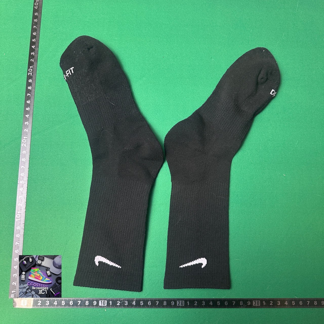 Nike Logo socks -2