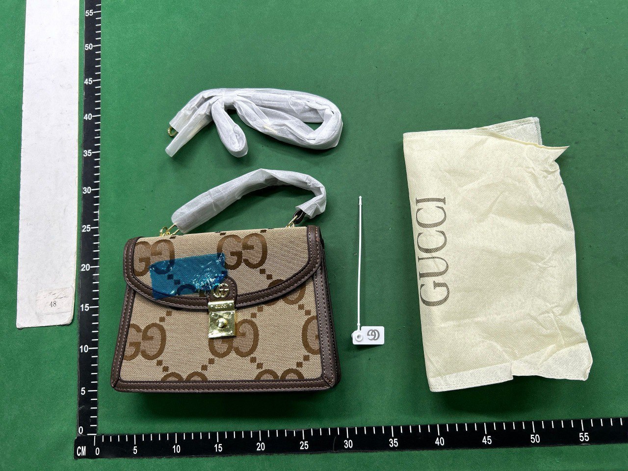 Gucci genuine leather bag -2
