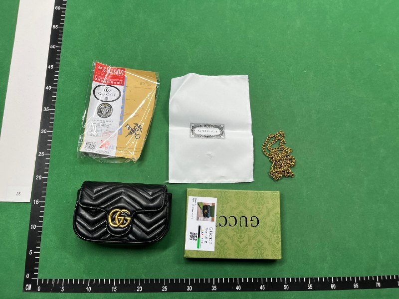 Gucci genuine leather bag -4