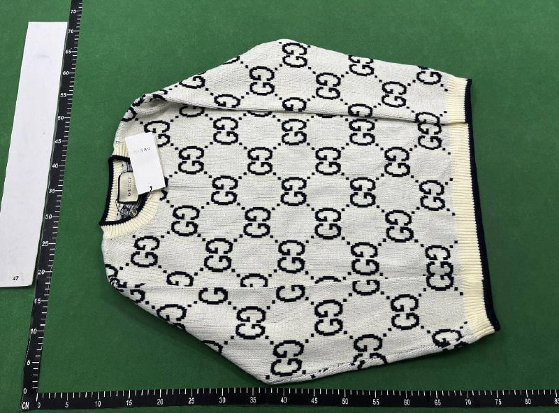Dior sweater -4
