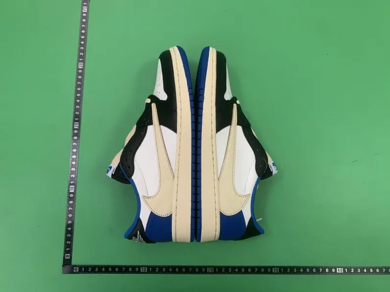 Nike Air Jordan 1 Low -3