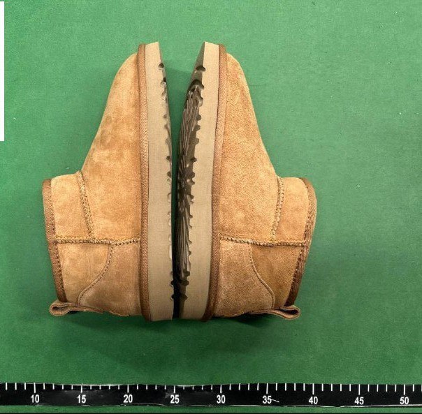 UGG Snow Boots -1