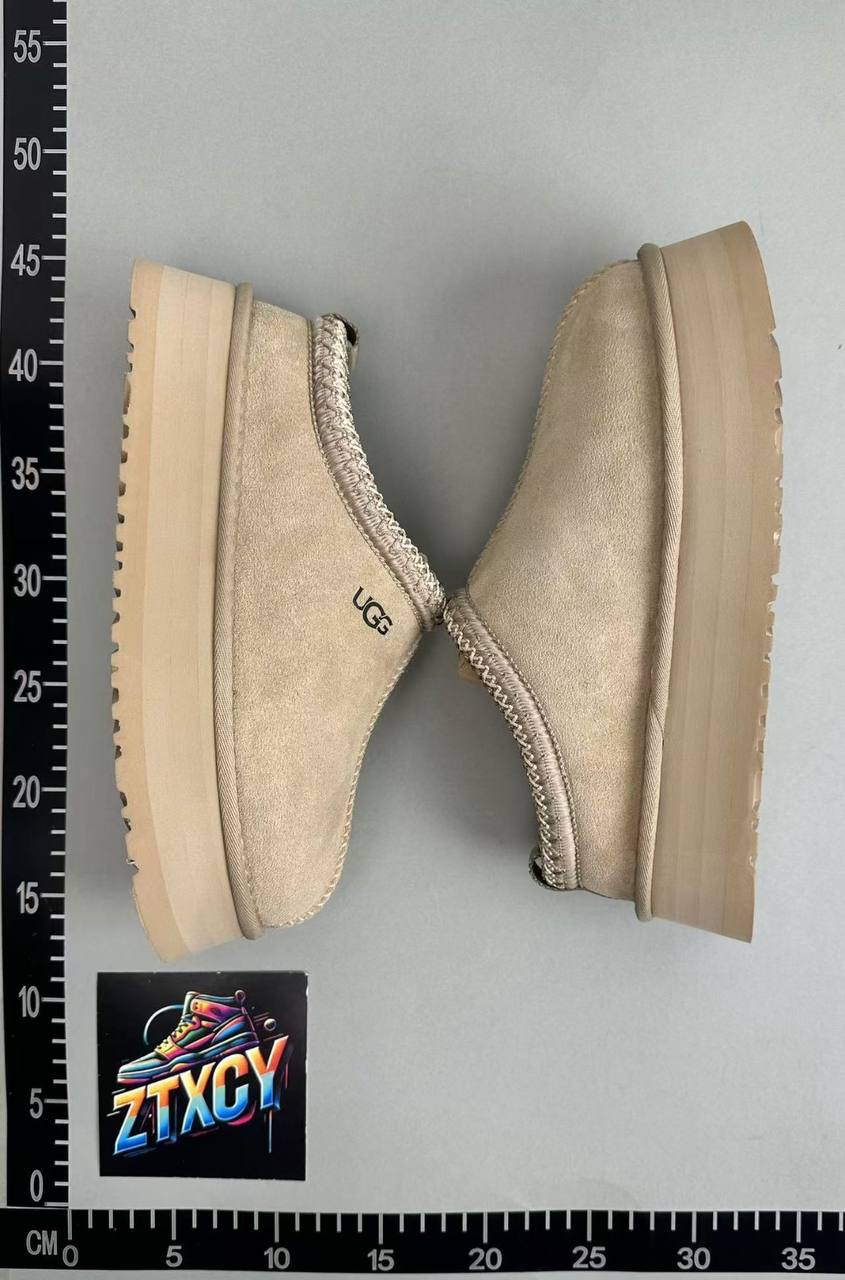 UGG Snow Boots -3