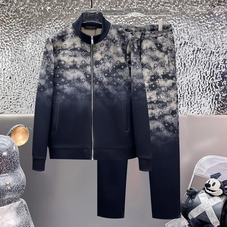 LV Suit