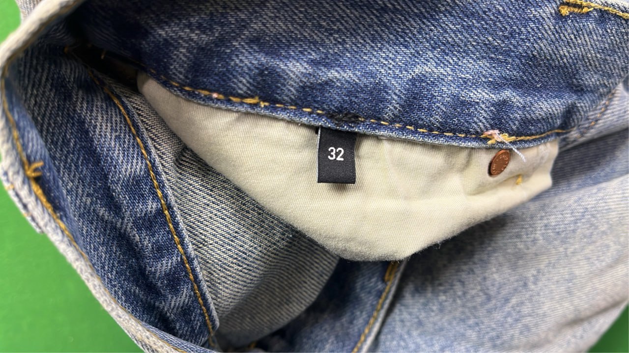 Levi's pans -3