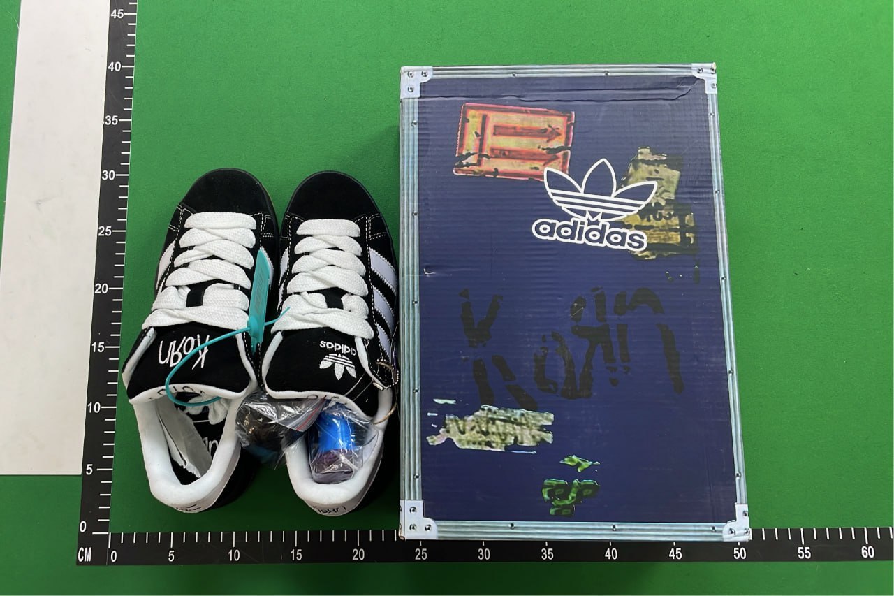Adidas Campus 00s Korn Black W