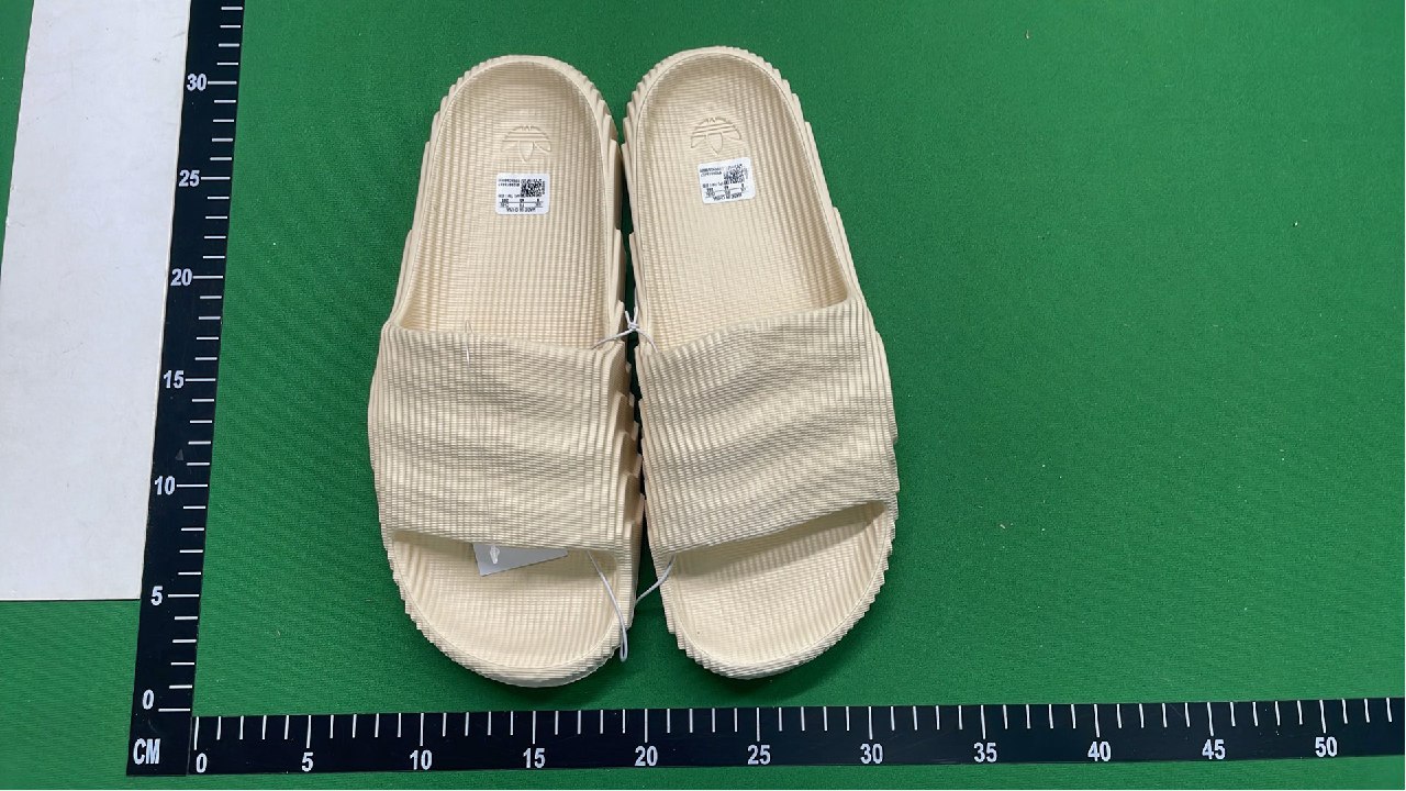 Adidas slippers -2