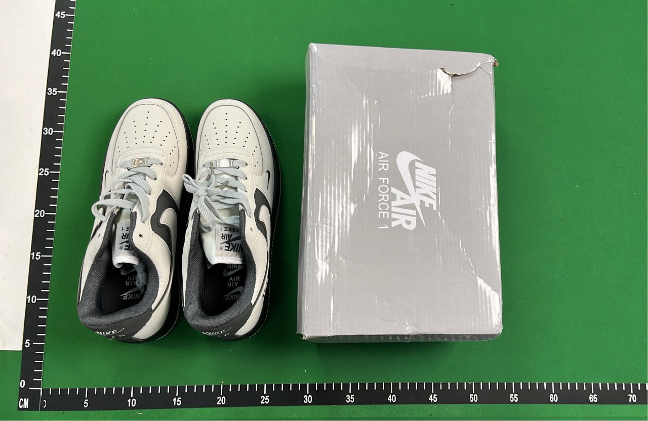 Nike Air Force 1 Low White Black Sneakers -3