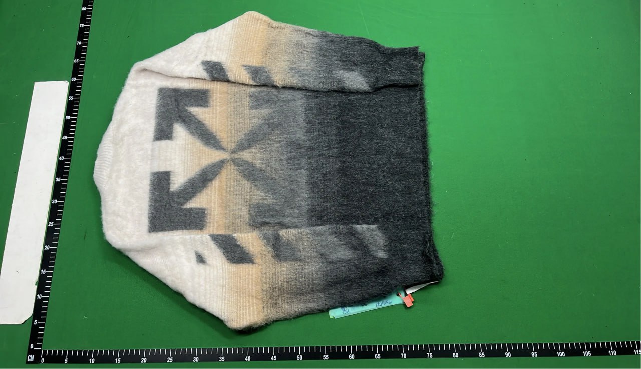 Off-White Sweater -4