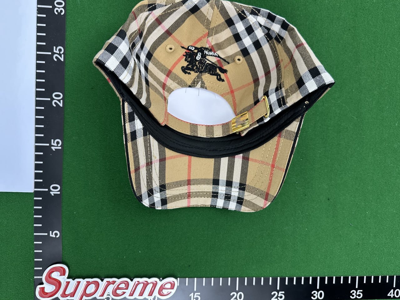 Burberry Cap -2