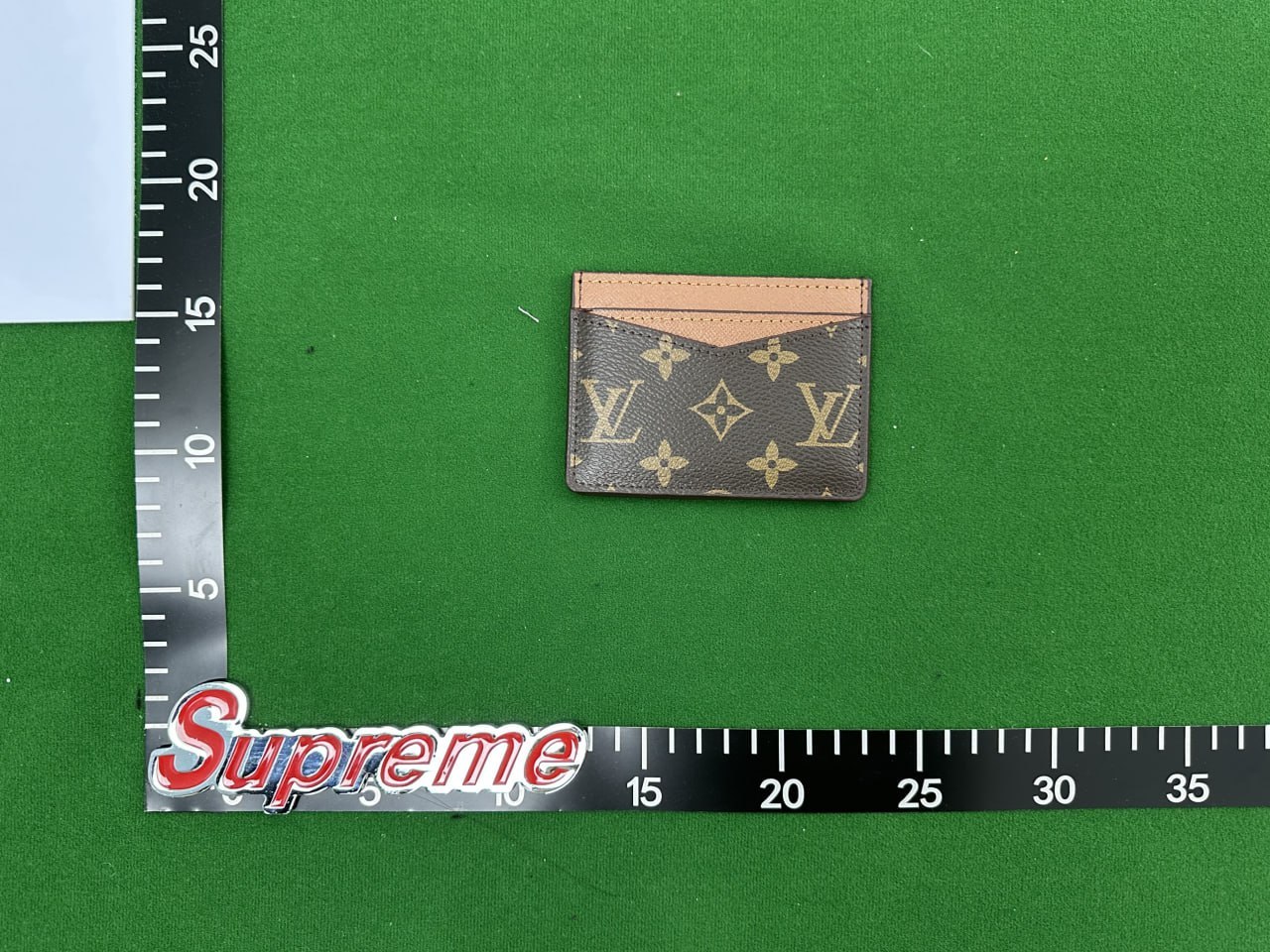 ALouis Vuitton Wallet -2