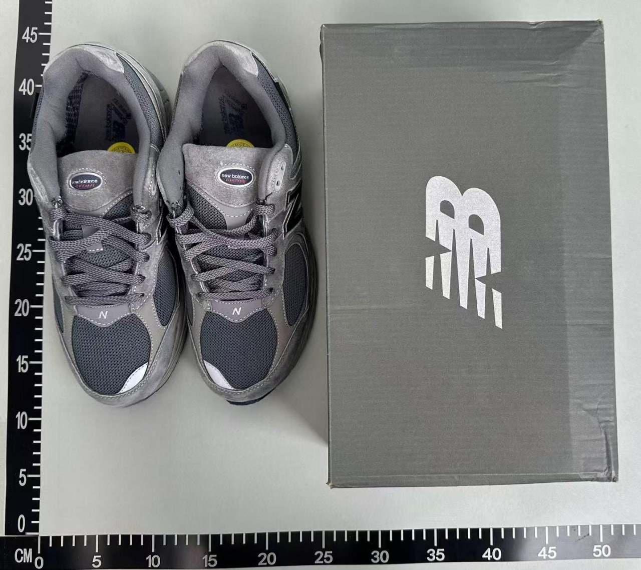 New Balance 2002R -2