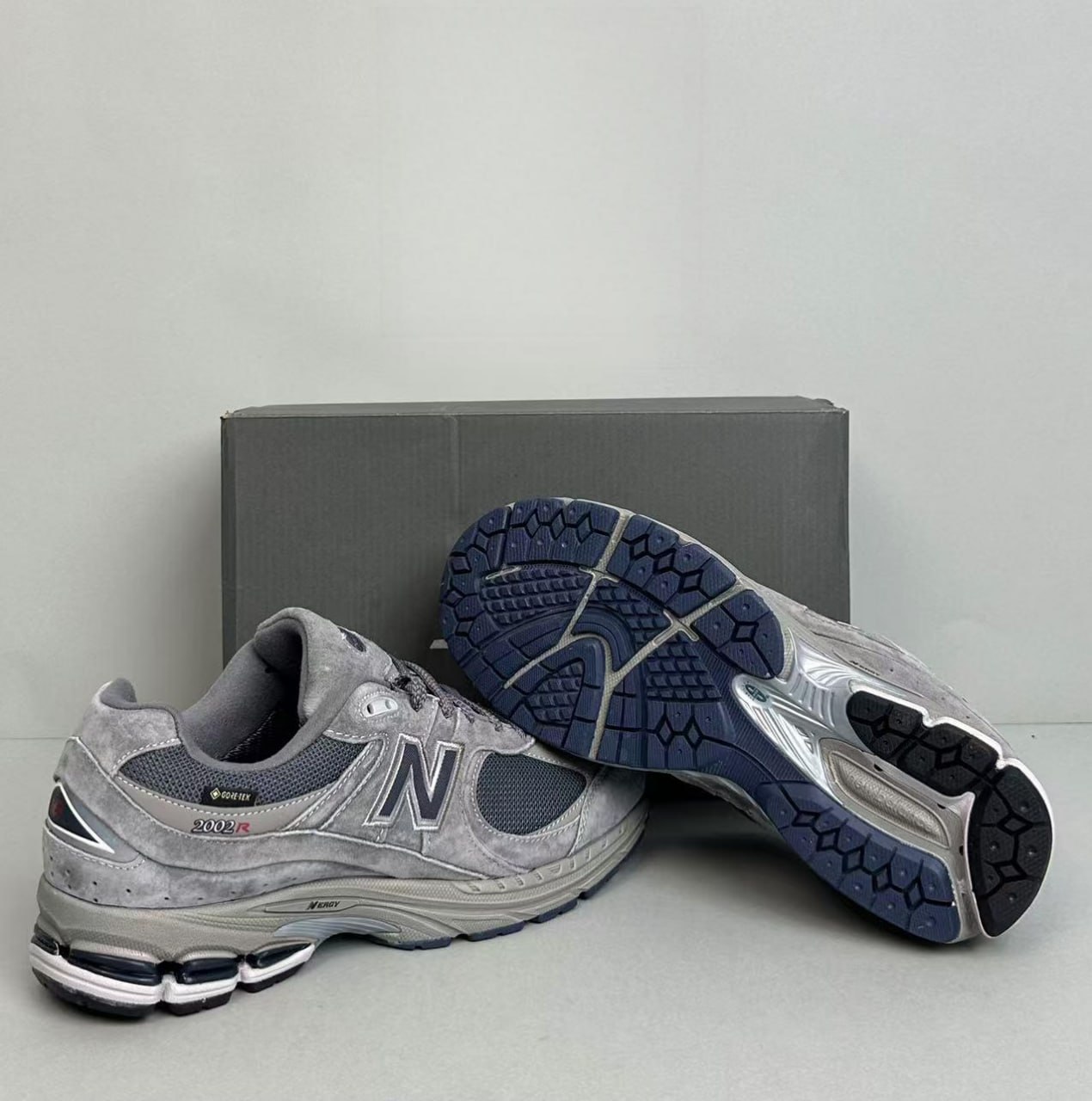 New Balance 2002R -4