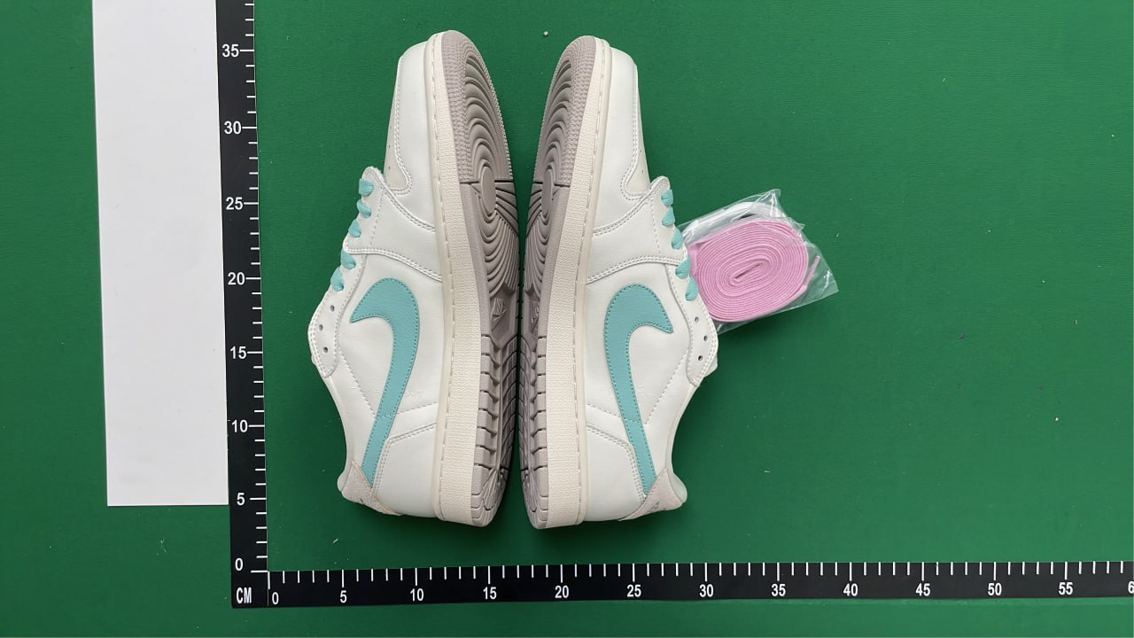 Nike Air Jordan 1 Low White Aqua Sneakers -3