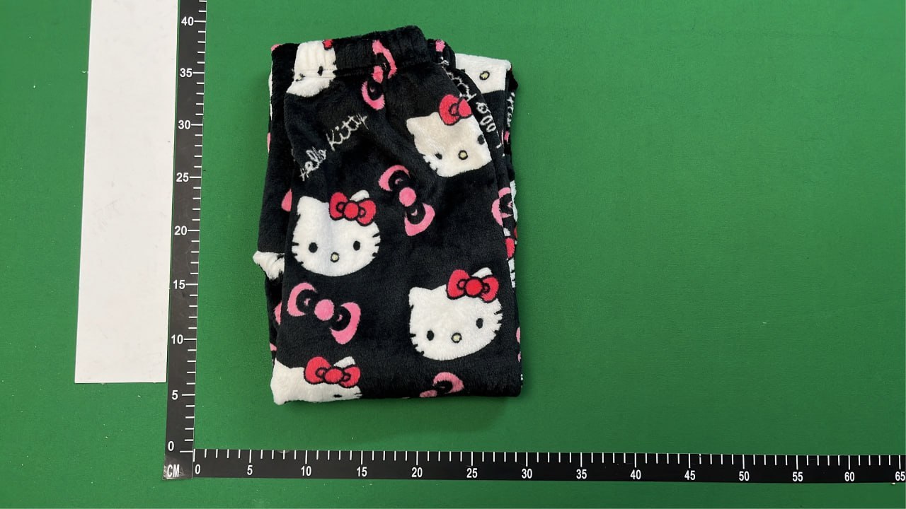 Hello Kitty Plush Pants -2