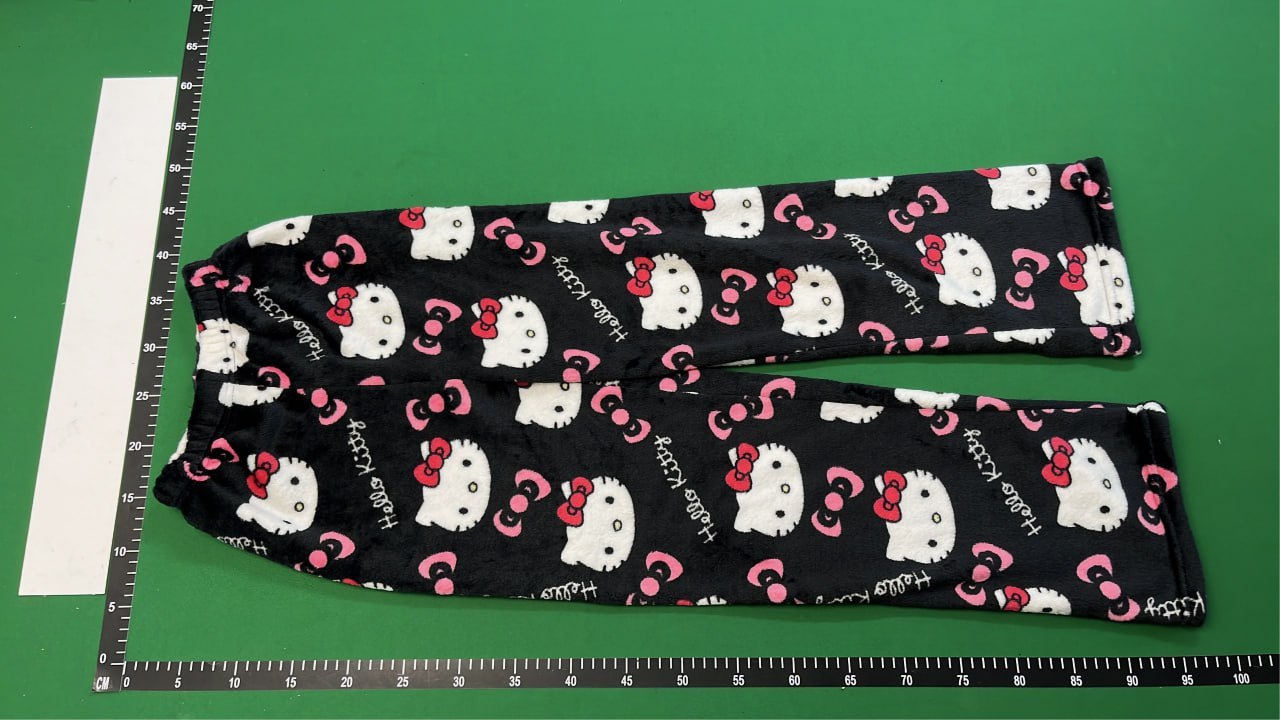 Hello Kitty Plush Pants -3